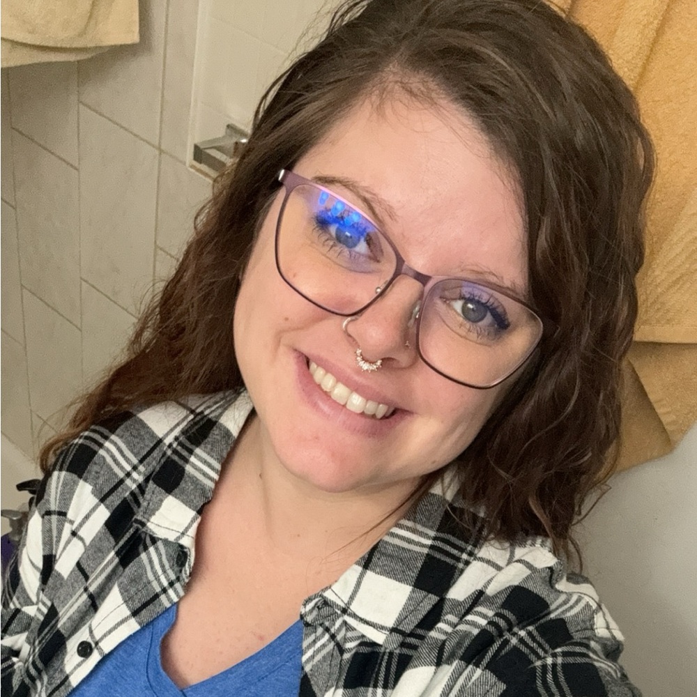 Meet your Posher, Sara